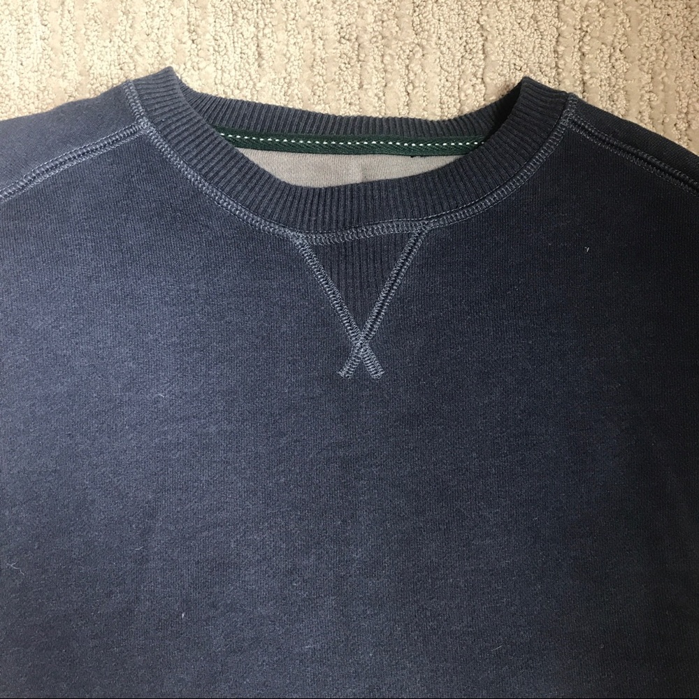 Long Sleeve Crew neck -  shirt / sweatshirt